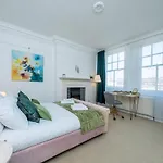 Trustay Apartments Westminster